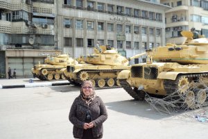 tanques egipcios en la revolucion del 2011-cairo